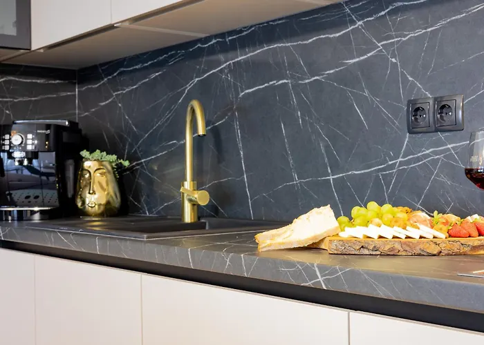 Kotisina J Parking Included *