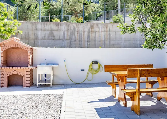 Kotisina J Parking Included * 마카르스카