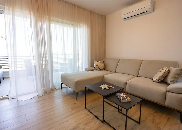 Apartment Kotisina J Parking Included *